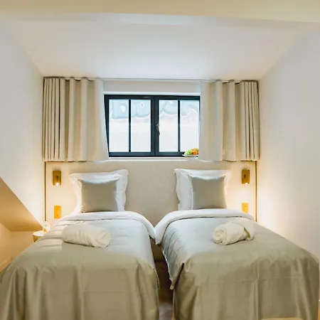 Spacious Loft - 4br-8p - Montmartre Apartment